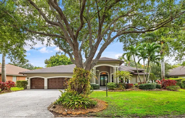 $1,050,000 | 6867 Northwest 107th Terrace, Parkland, FL 33076