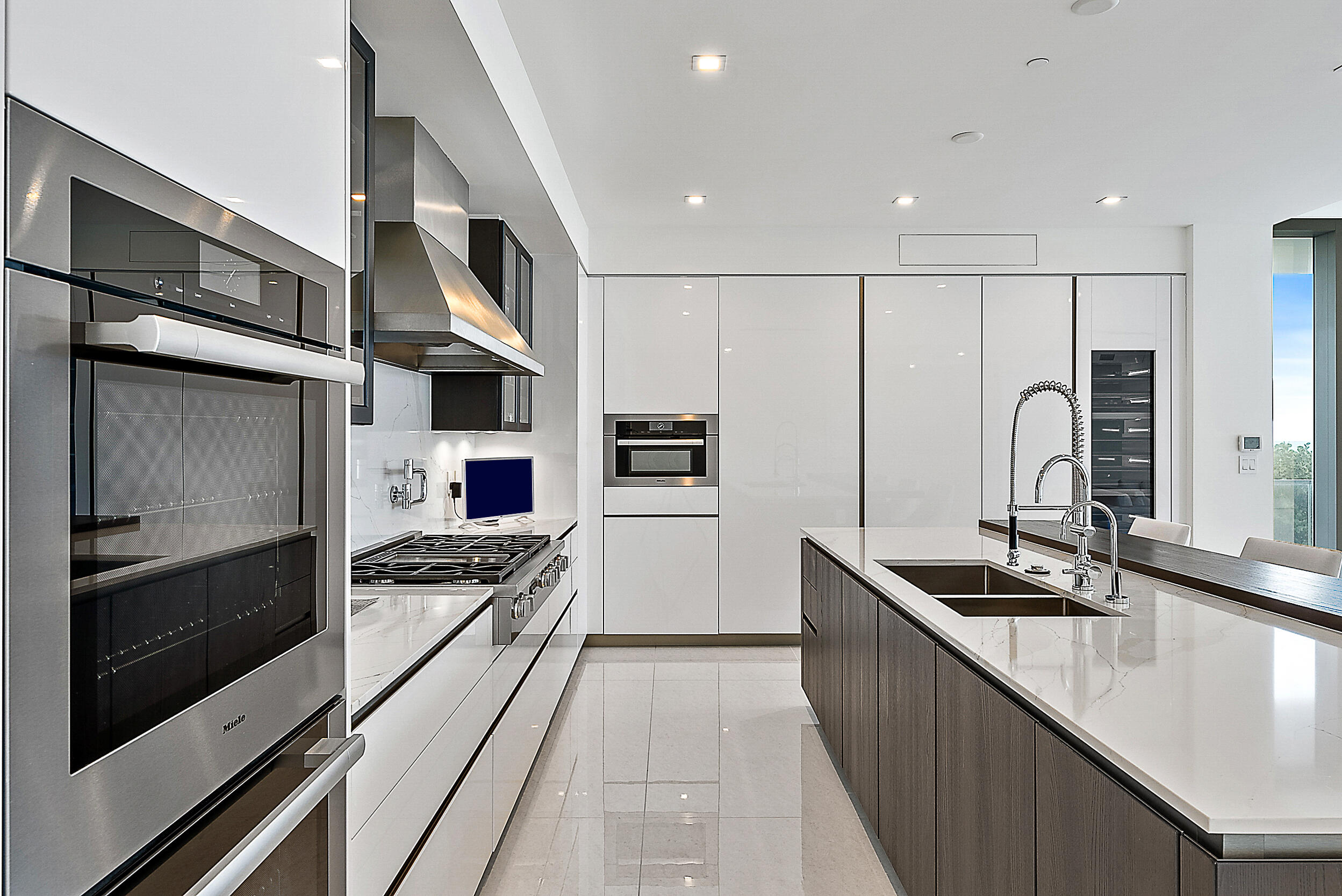 1500 South Beach Road, Unit 302 Tequesta, FL 33469 - Photo 12 of 40 Kitchen