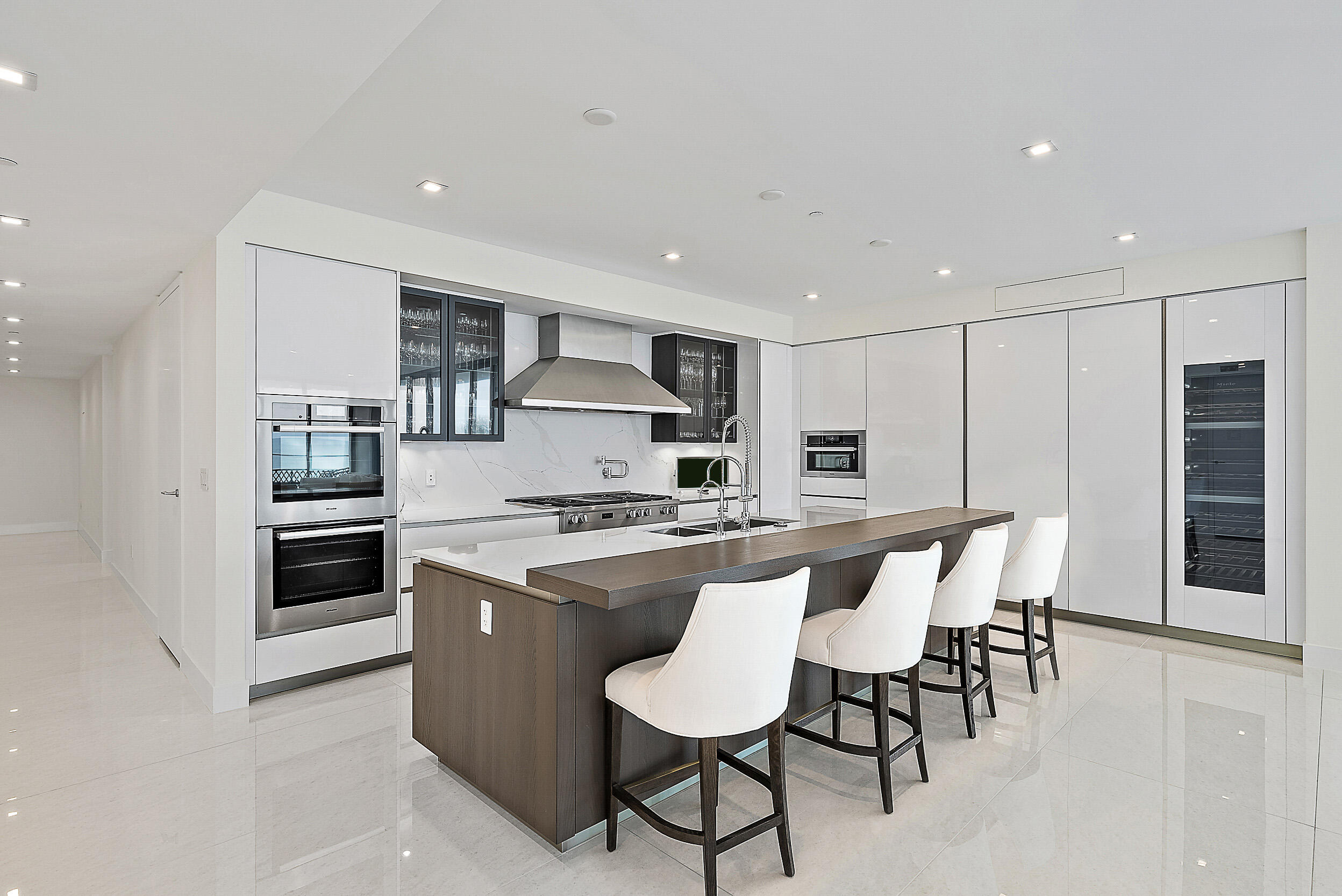 1500 South Beach Road, Unit 302 Tequesta, FL 33469 - Photo 10 of 40 Kitchen