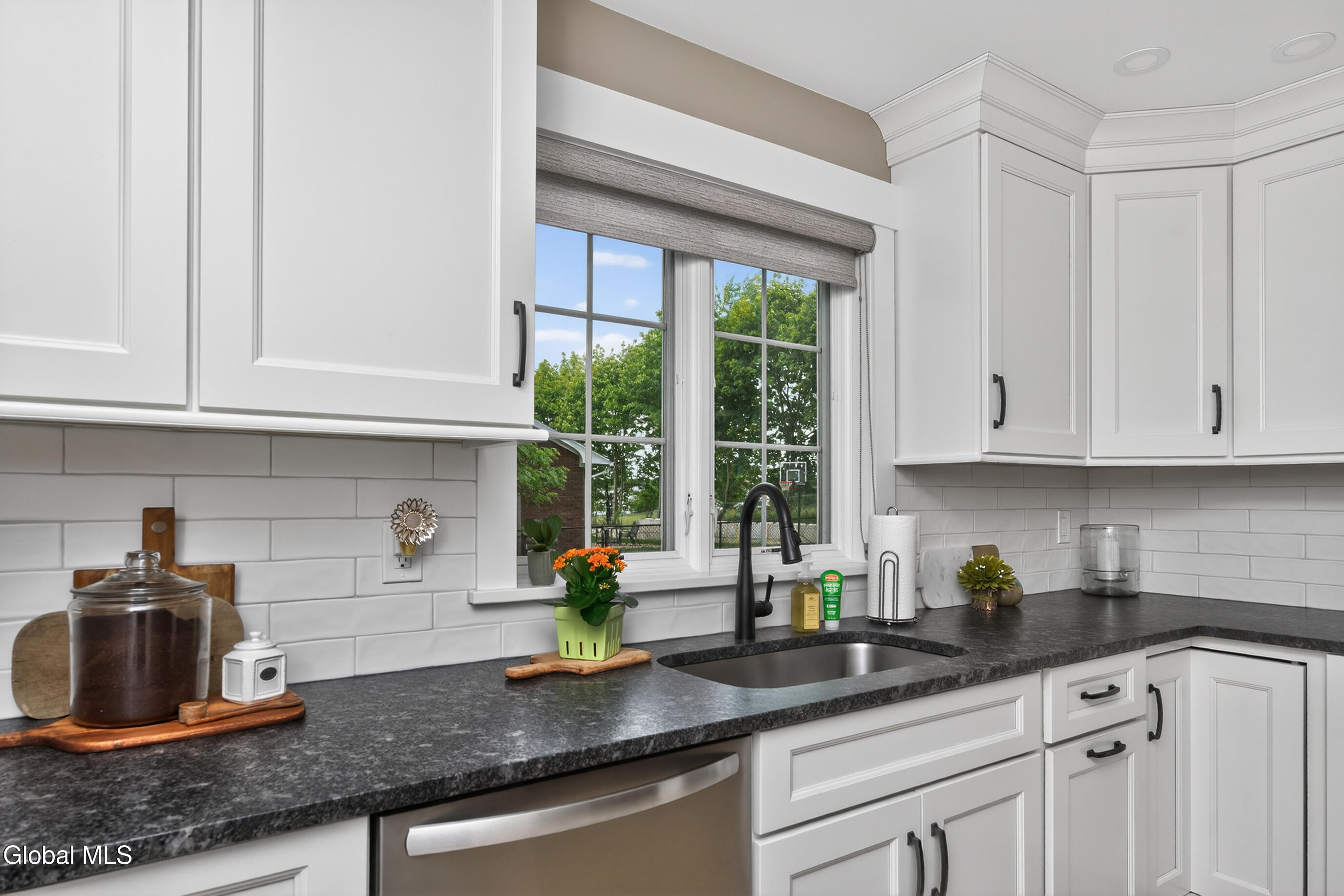97 Johnson Road Halfmoon, NY 12118 - Photo 17 of 70 021-97-Johnson-Road-Mechanicville-NY-121