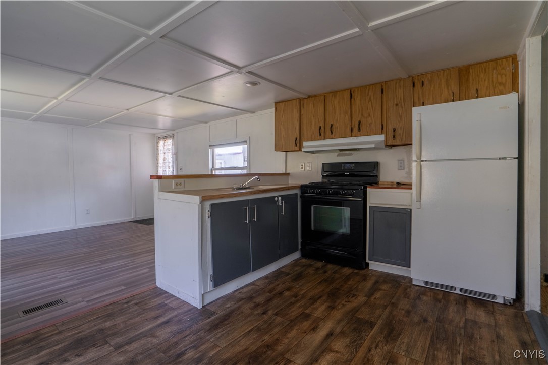 107 Mountain View Lane German Flatts, NY 13407 - Photo 4 of 11