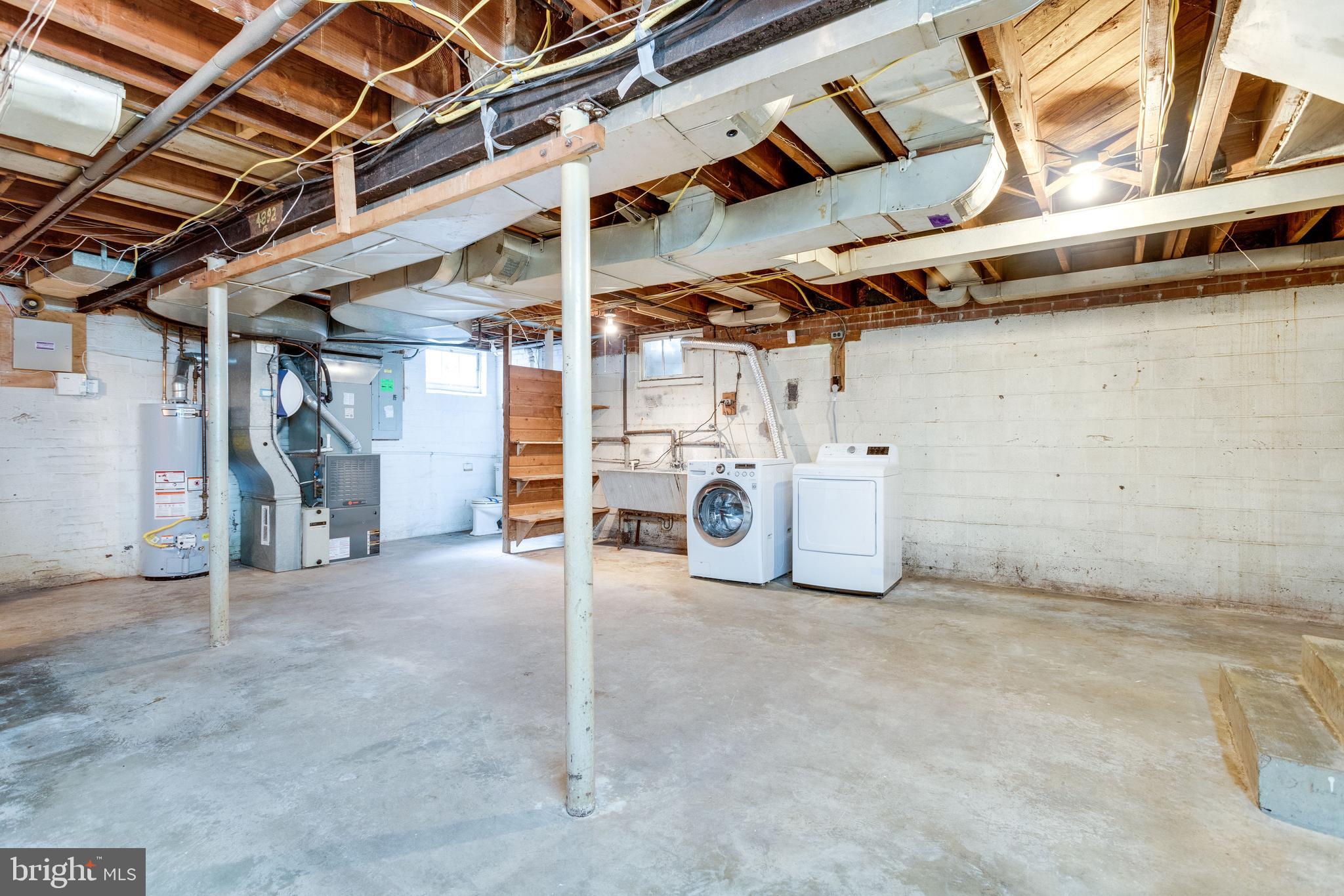 7107 Fort Hunt Road Alexandria, VA 22307 - Photo 51 of 62 Basement w/ laundry