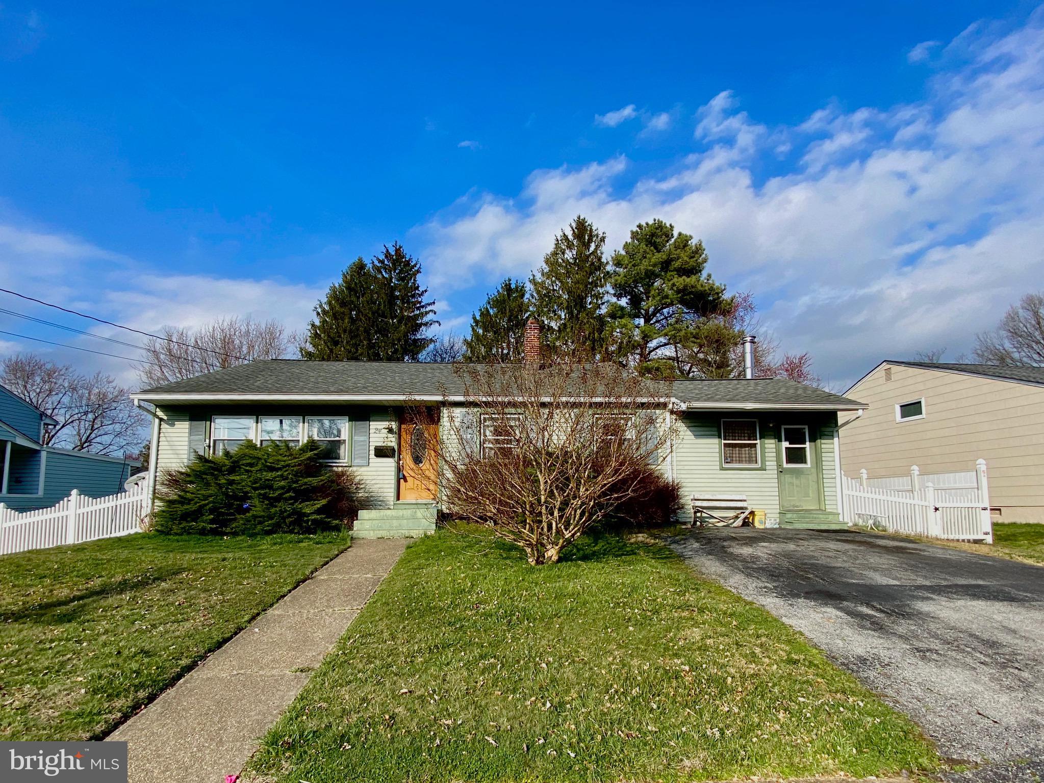 24 Carole Road Newark, DE 19713 - Photo 1 of 30 Front