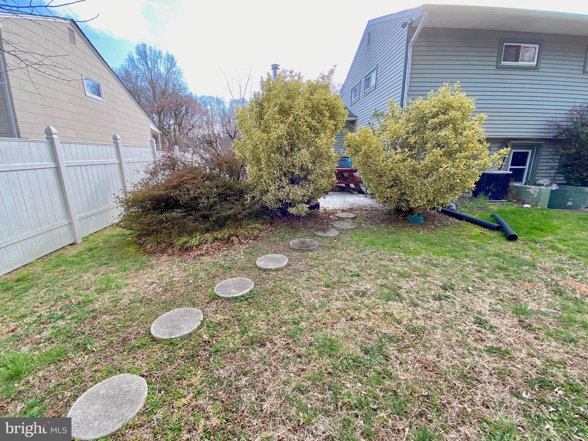 24 Carole Road Newark, DE 19713 - Photo 26 of 30 Back Yard