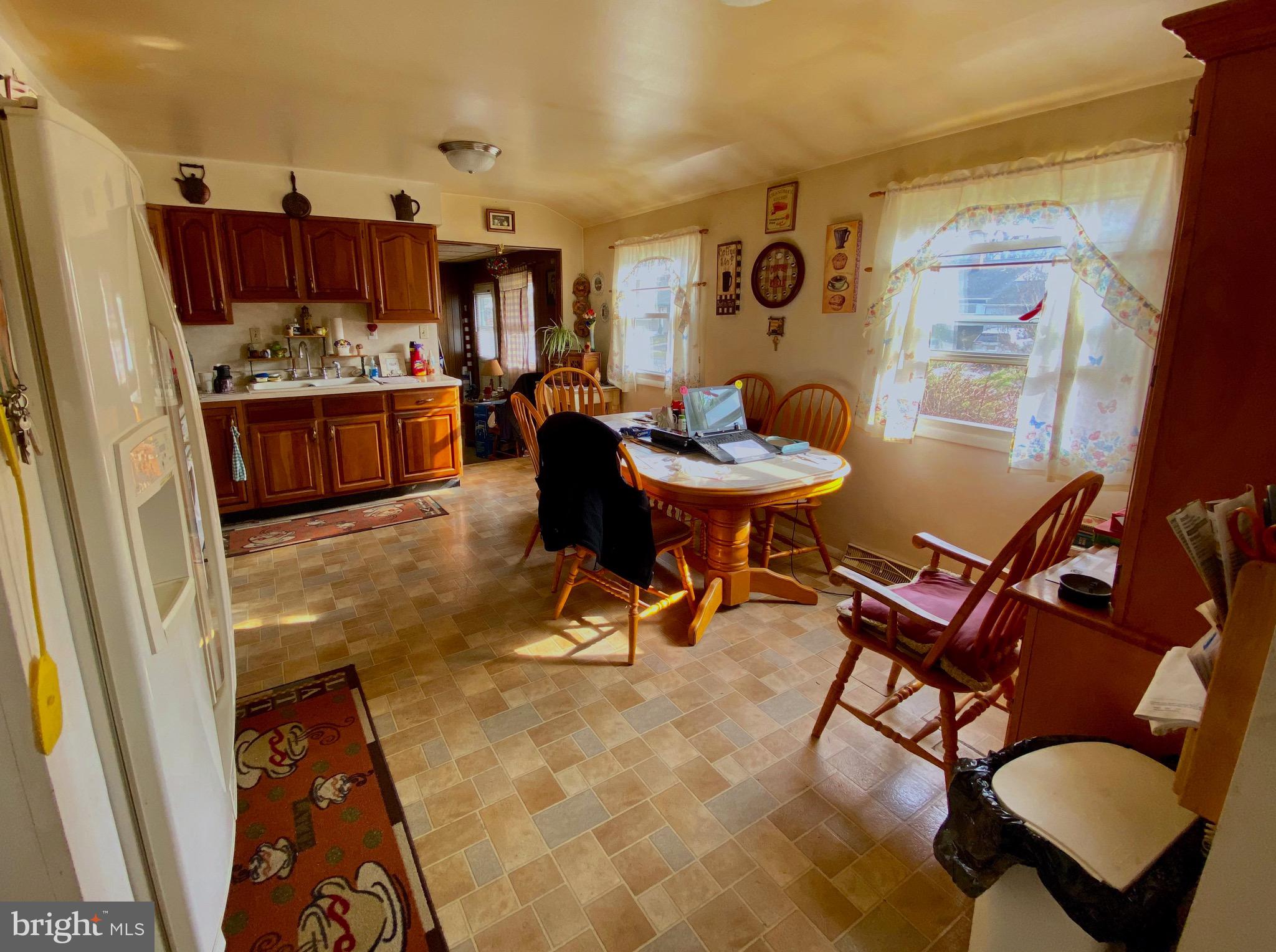 24 Carole Road Newark, DE 19713 - Photo 4 of 30 Kitchen