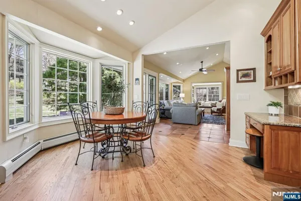 $1,095,000 | 132 Dimmig Road, Upper Saddle River, NJ 07458