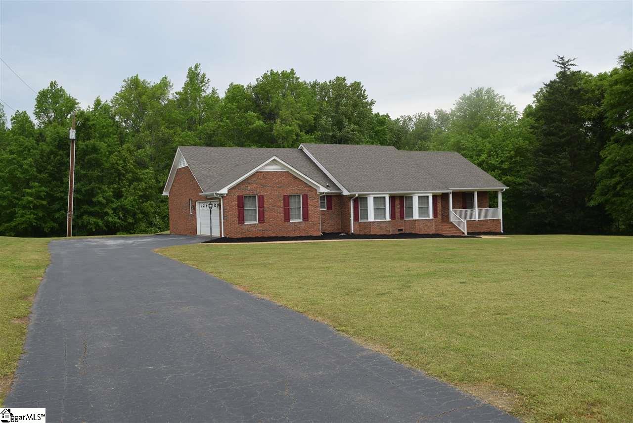 2319 Old Furnace Road Boiling Springs, SC 29316 - Photo 3 of 35 Gallery Image 3