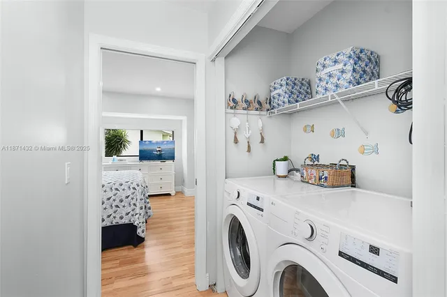 a hallway with a view of bedroom