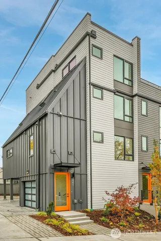 $1,299,990 | 261 East Louisa Street, Seattle, WA 98102