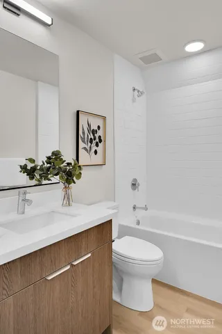 $1,299,990 | 261 East Louisa Street, Seattle, WA 98102