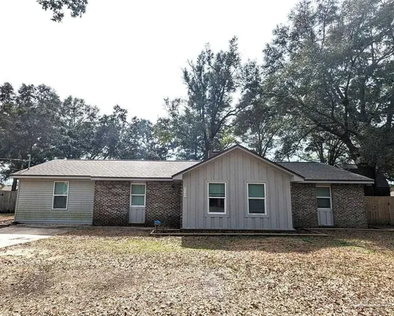 $2,120 | 6045 Hamilton Bridge Road, Milton, FL 32570
