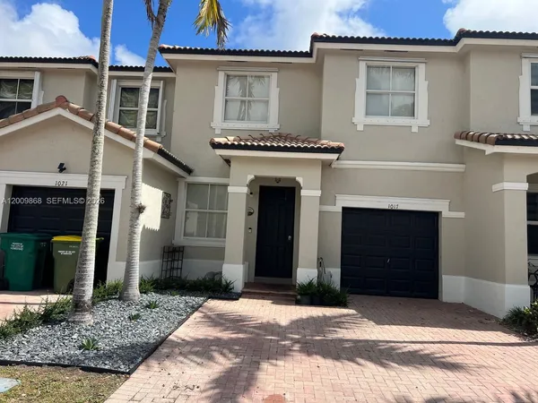 $2,700 | 1017 Northeast 42nd Place, Unit 1017, Homestead, FL 33033