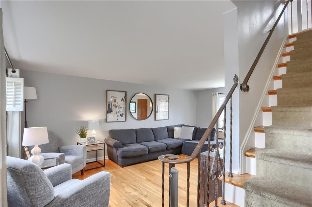 337 Orchard Spring Road Pittsburgh, PA 15220 - Photo 6 of 50 Gallery Image 6