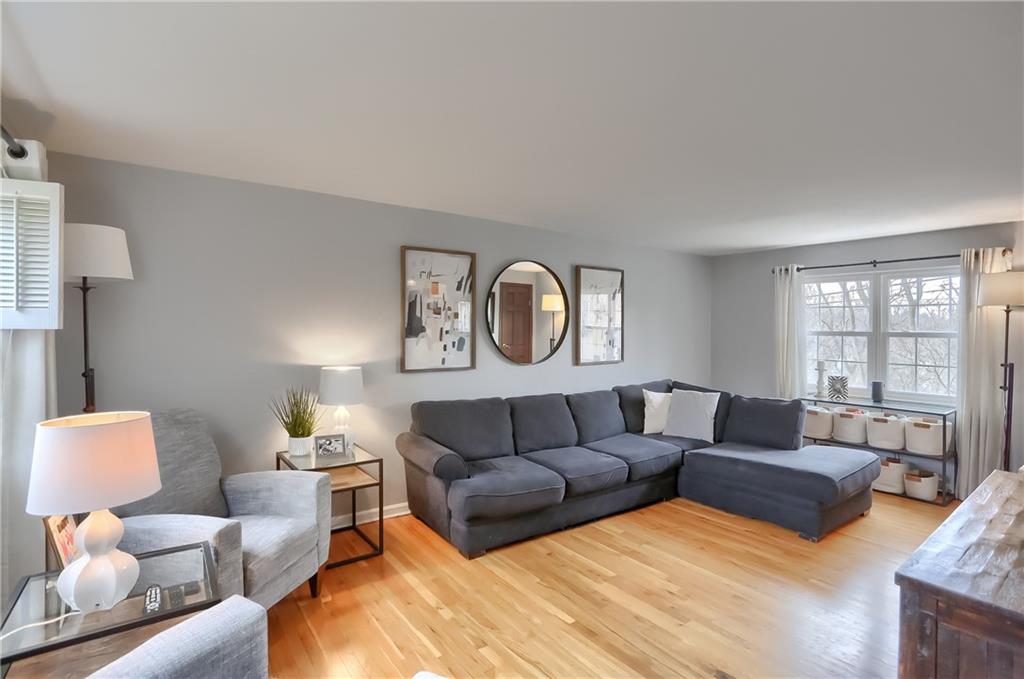 337 Orchard Spring Road Pittsburgh, PA 15220 - Photo 7 of 50 Gallery Image 7