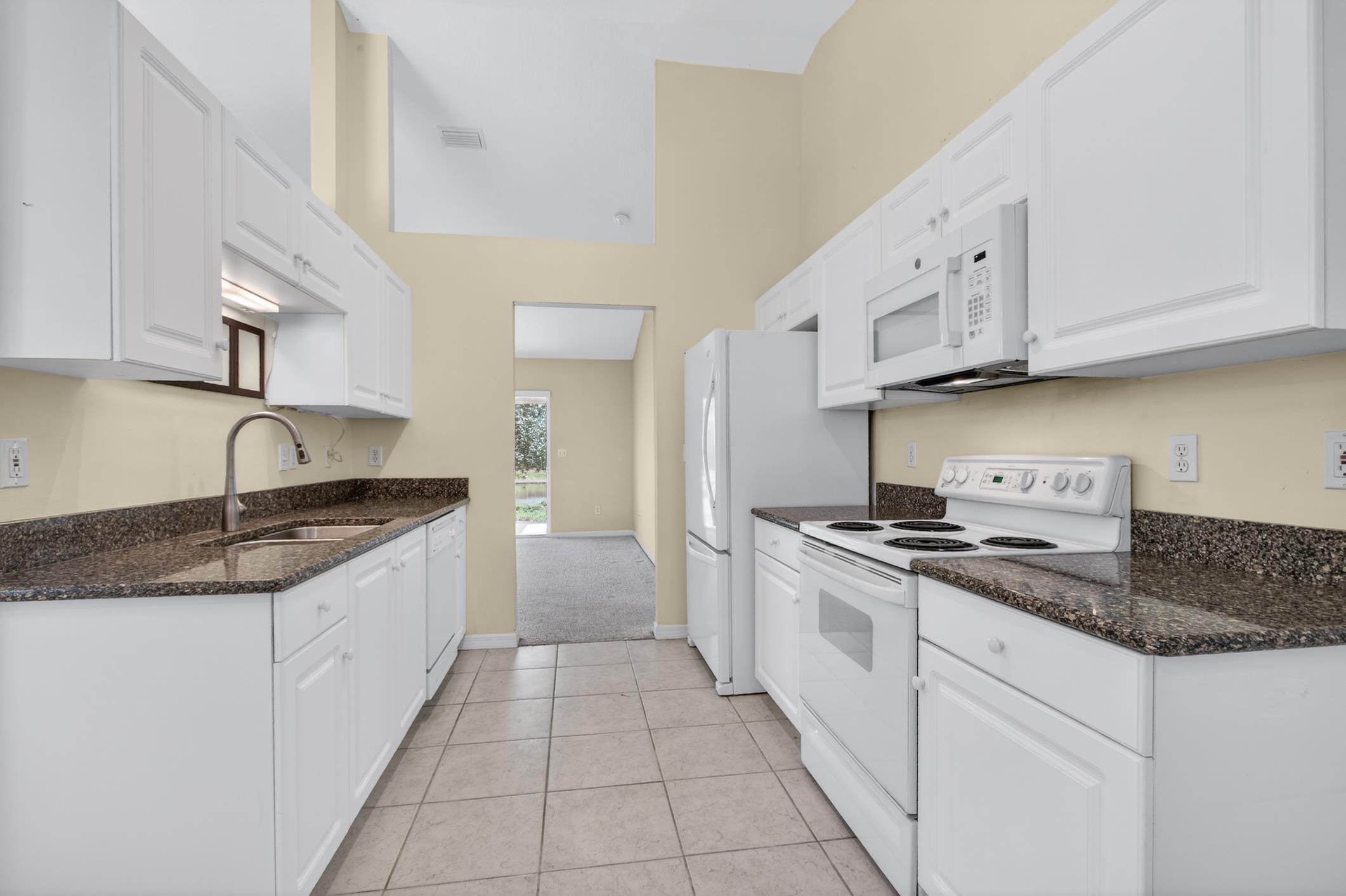 1121 Compass Row St. Augustine, FL 32080 - Photo 10 of 43