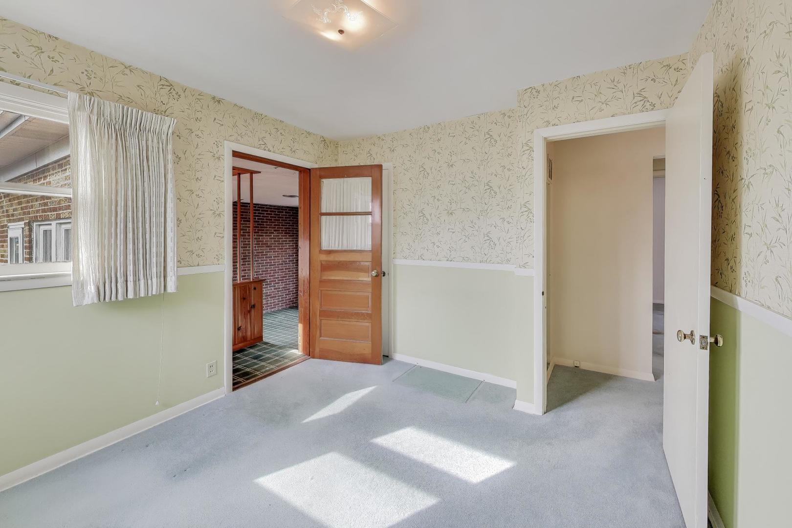 320 North Prospect Manor Avenue Mount Prospect, IL 60056 - Photo 19 of 36