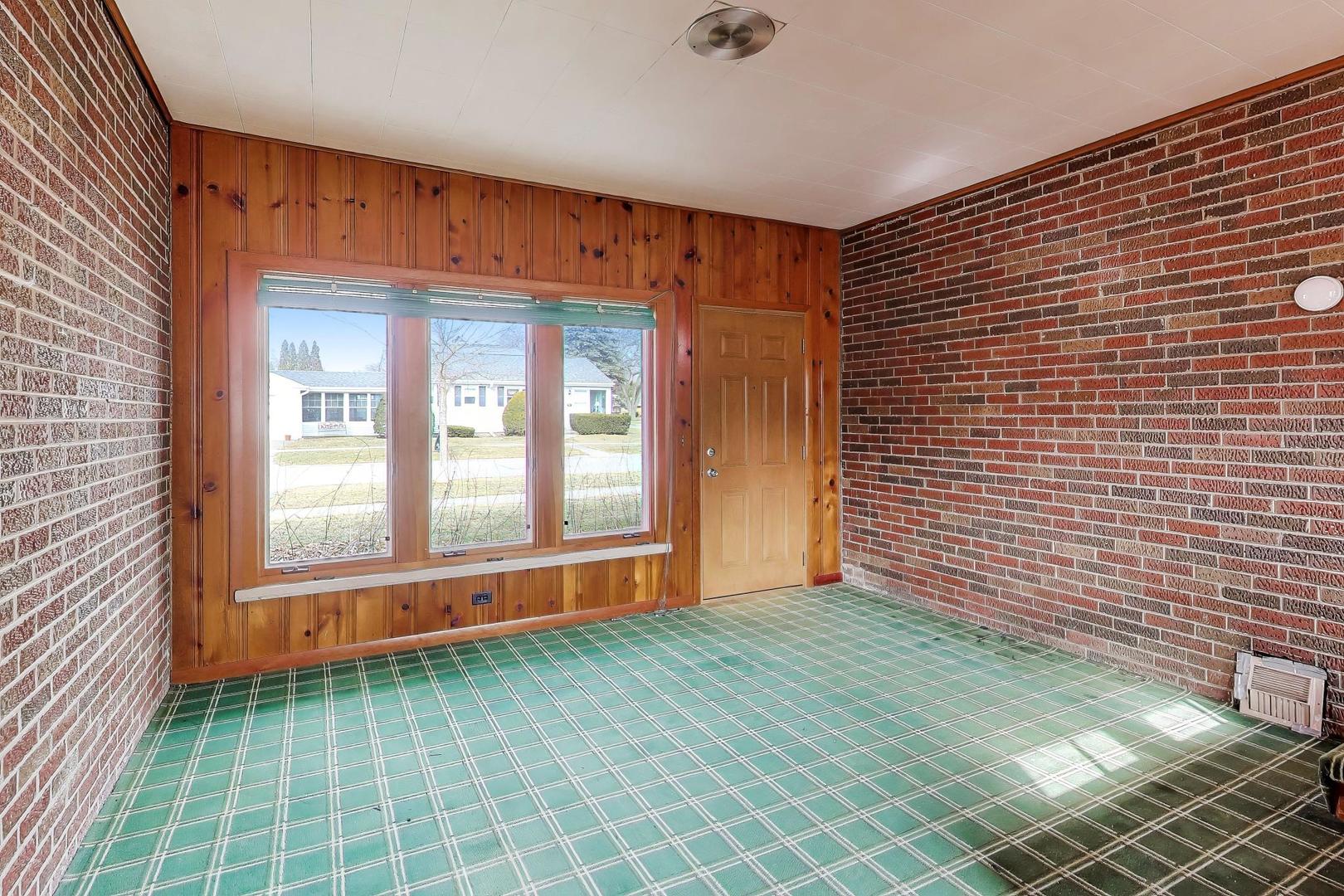 320 North Prospect Manor Avenue Mount Prospect, IL 60056 - Photo 22 of 36