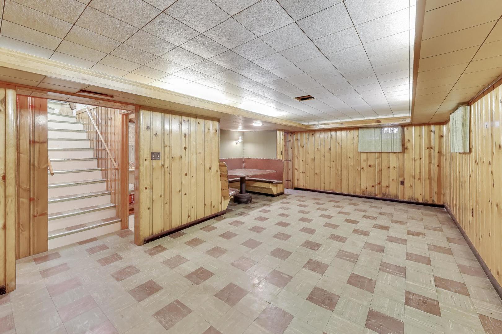 320 North Prospect Manor Avenue Mount Prospect, IL 60056 - Photo 24 of 36