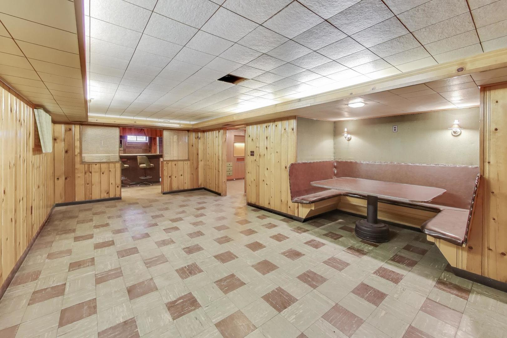 320 North Prospect Manor Avenue Mount Prospect, IL 60056 - Photo 25 of 36