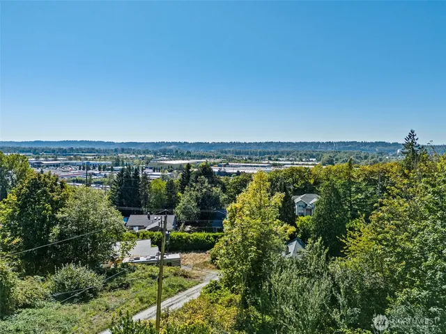 $650,000 | 3106 Talbot Road South, Renton, WA 98055