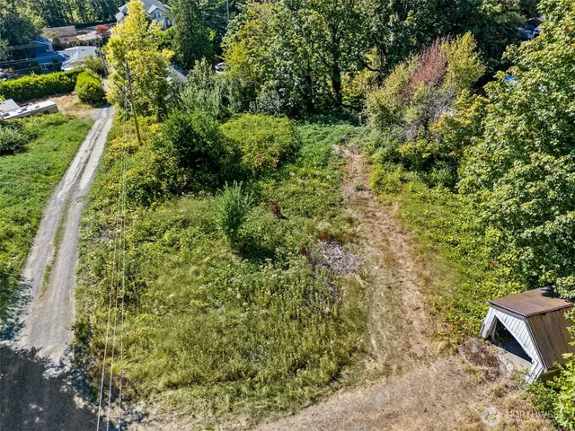 $650,000 | 3106 Talbot Road South, Renton, WA 98055