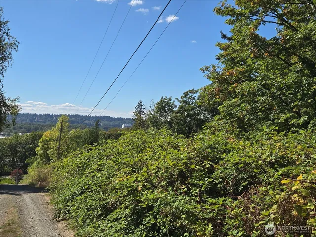 $650,000 | 3106 Talbot Road South, Renton, WA 98055