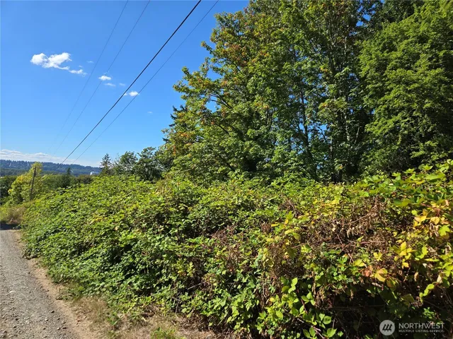 $650,000 | 3106 Talbot Road South, Renton, WA 98055