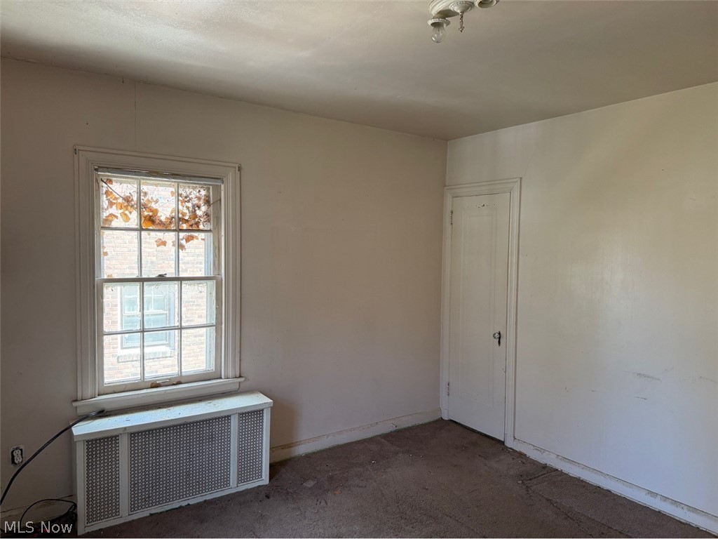 16173 Glynn Road East Cleveland, OH 44112 - Photo 21 of 37