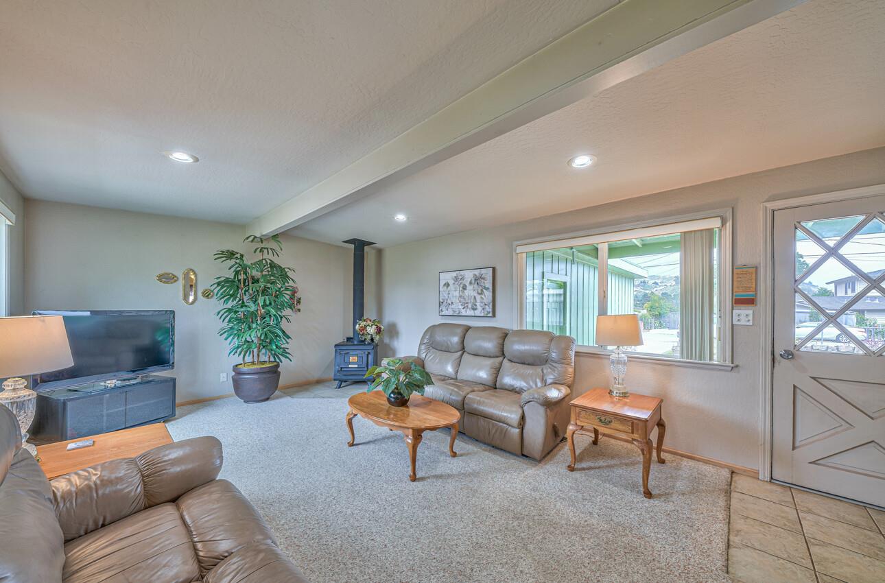 759 Middlefield Road Salinas, CA 93906 - Photo 9 of 26 a living room with furniture and a large window