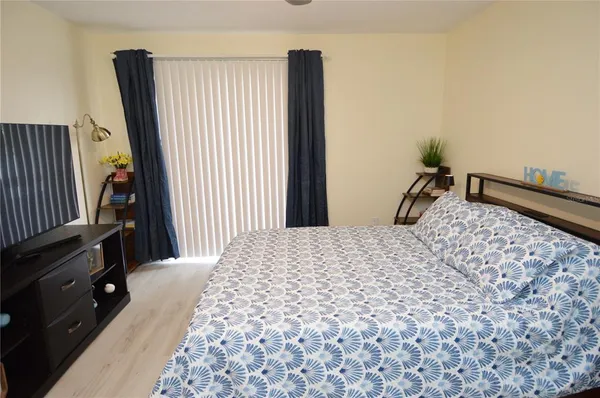 $2,100 | 10263 Gandy Boulevard North, Unit 414, St. Petersburg, FL 33702