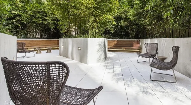 $6,630 | 150 Van Ness Avenue, Unit 202, San Francisco, CA 94102