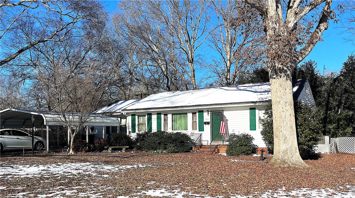 704 Bailey Avenue Pendleton, SC 29670 - Photo 2 of 40 Gallery Image 2