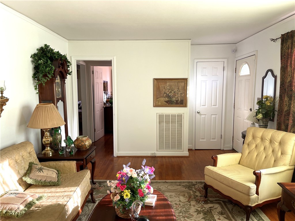 704 Bailey Avenue Pendleton, SC 29670 - Photo 3 of 40 Gallery Image 3