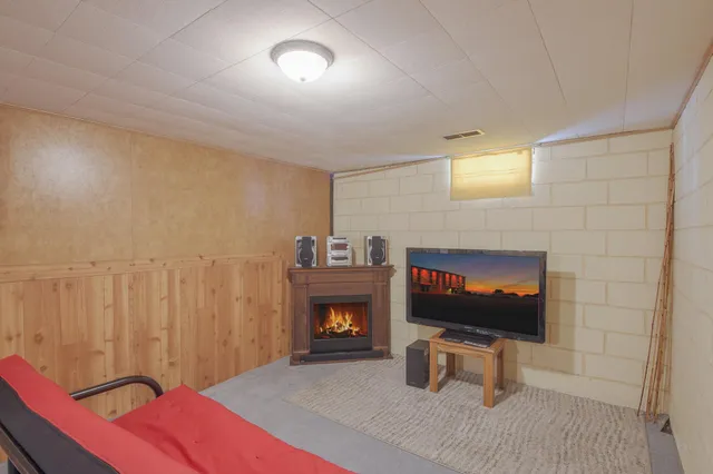 $184,999 | 845 36th Avenue North, St. Cloud, MN 56303