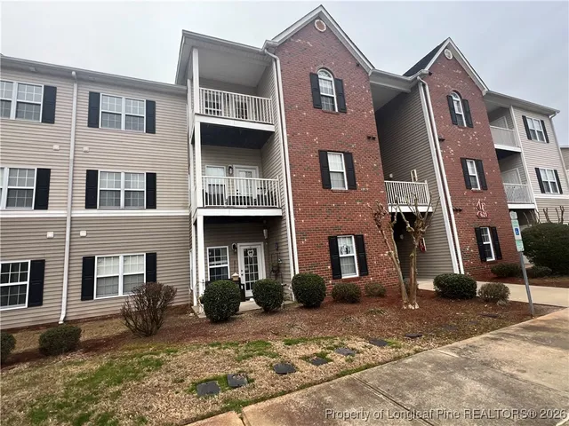 $139,000 | 621 Marshtree Lane, Unit 305, Fayetteville, NC 28314