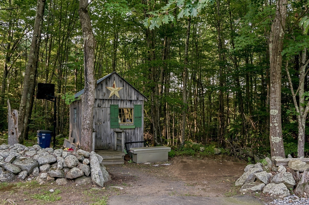 155 Gardner Road Hubbardston, MA 01452 - Photo 28 of 32 Gallery Image 28