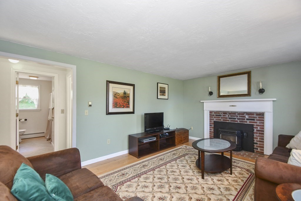 14 G French Road Charlton, MA 01507 - Photo 11 of 26