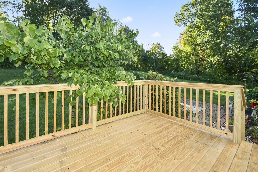 14 G French Road Charlton, MA 01507 - Photo 5 of 26