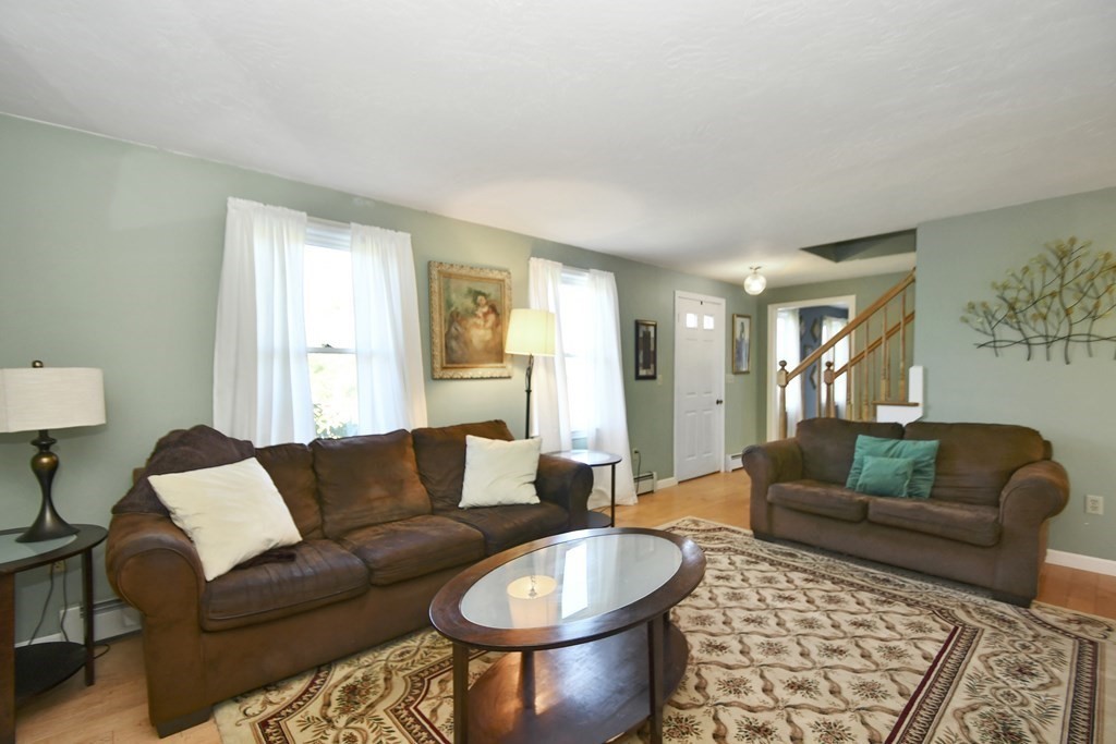 14 G French Road Charlton, MA 01507 - Photo 10 of 26