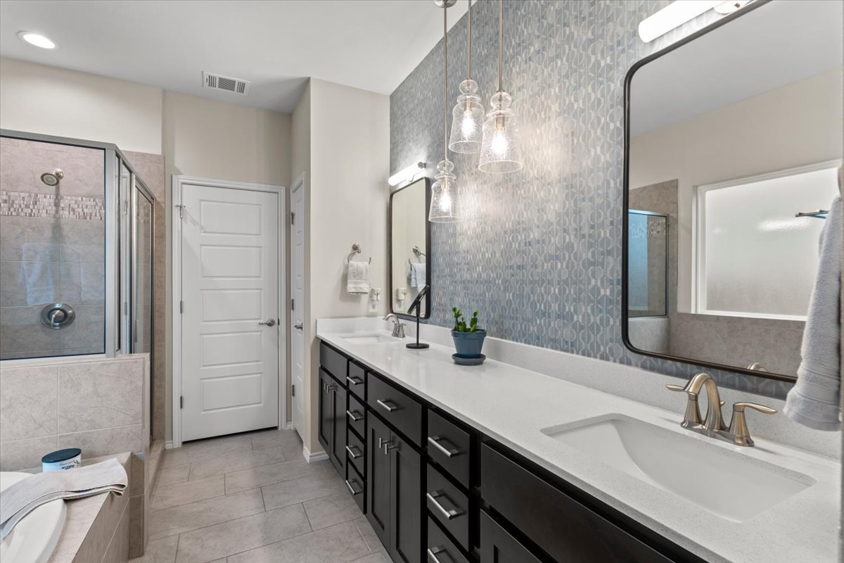 7321 Sentry Path Austin, TX 78744 - Photo 16 of 34