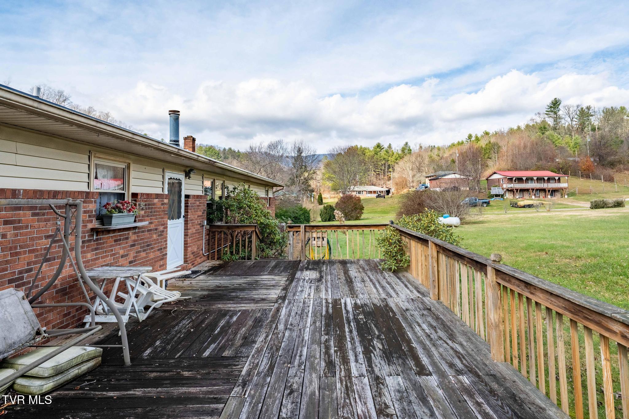 4549 Pine Orchard Road Butler, TN 37640 - Photo 19 of 58 4549 Pine Orchard Road (19 of 60)