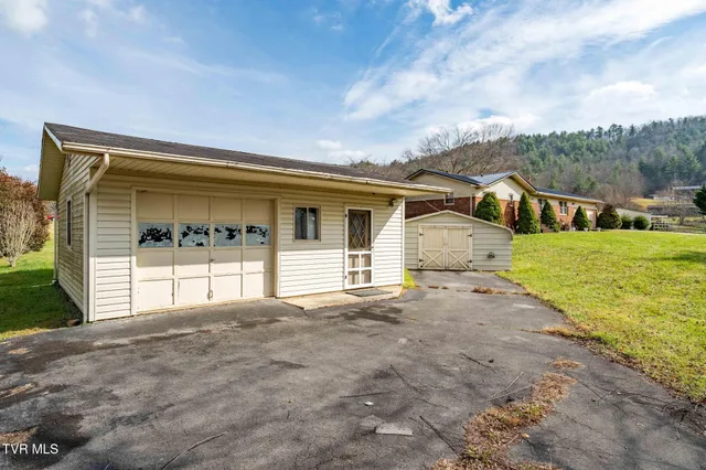 $325,000 | 4549 Pine Orchard Road, Butler, TN 37640