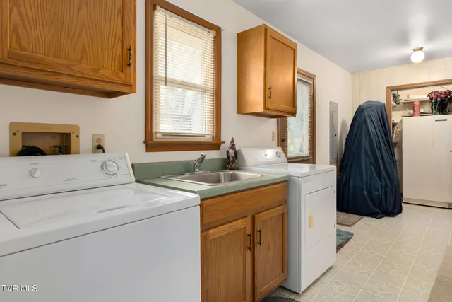 $325,000 | 4549 Pine Orchard Road, Butler, TN 37640