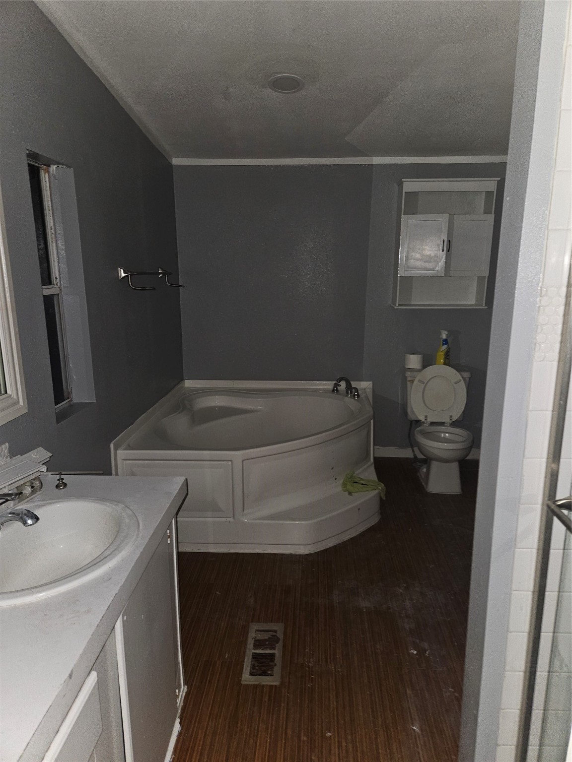 1610 Texas Street Alvin, TX 77511 - Photo 6 of 22