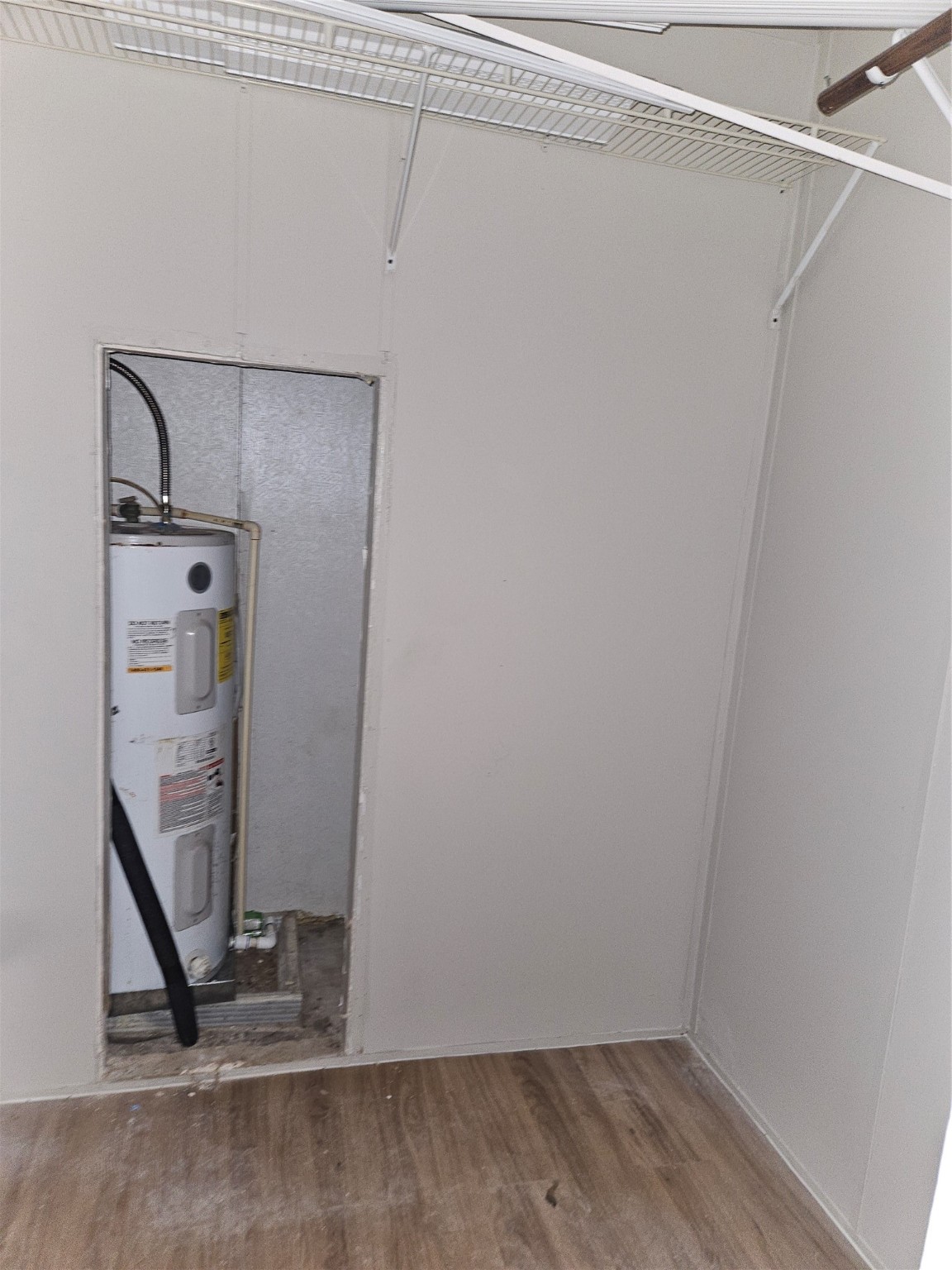 1610 Texas Street Alvin, TX 77511 - Photo 7 of 22