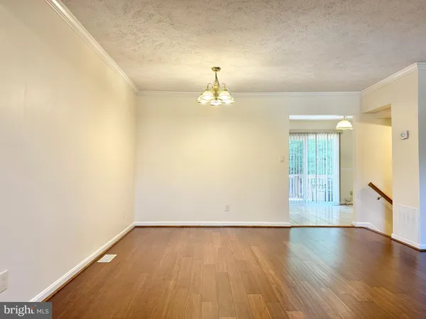 $2,300 | 105 Staunton Court, Stafford, VA 22554