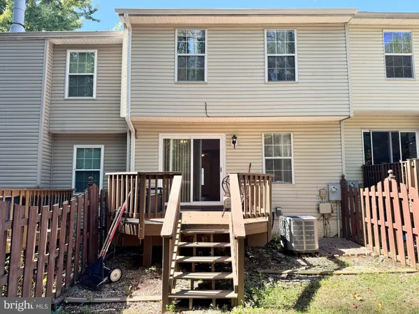 $2,300 | 105 Staunton Court, Stafford, VA 22554