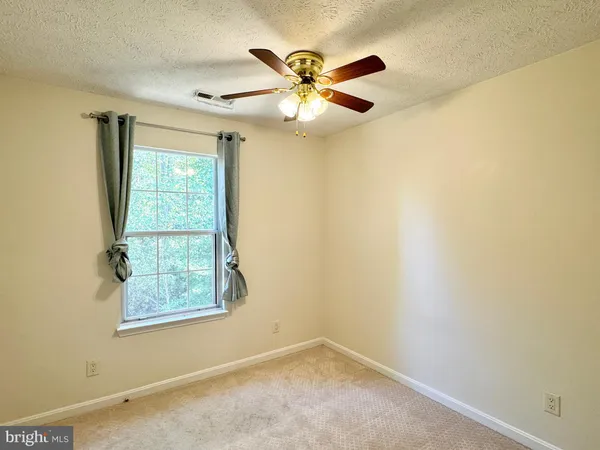 $2,300 | 105 Staunton Court, Stafford, VA 22554
