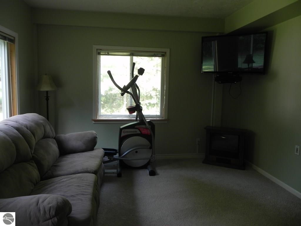 8083 East Baseline Road Mount Pleasant, MI 48858 - Photo 8 of 25 1789371-7.JPG