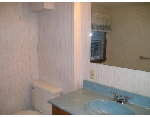 40 Sandy Hill Road Westfield, MA 01085 - Photo 8 of 10 Gallery Image 8